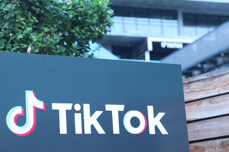 tiktok英文涨粉文案,tiktok英文涨粉文案：打造引人入胜的社交媒体内容!